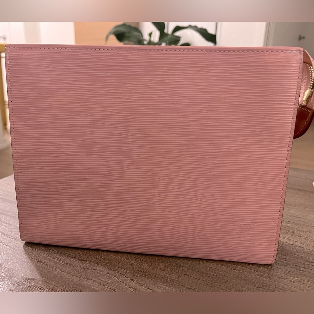 Louis Vuitton. Leather clutch bag